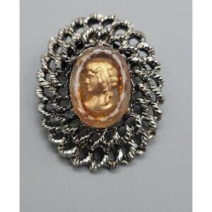 Vintage Intaglio Lucite Cameo Brooch Pin Gold Tone Scroll Work Left Facing Women